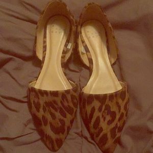 Pointed toe cheetah print flat